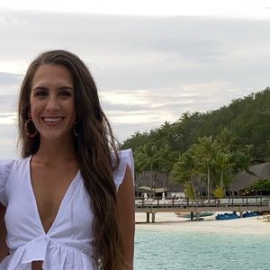 Meet your Posher, Stephanie